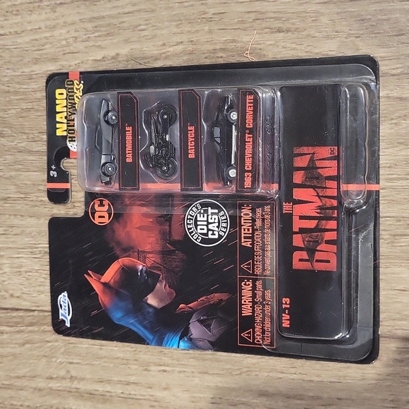(J10) The batman collectors die cast series - Picture 1 of 3